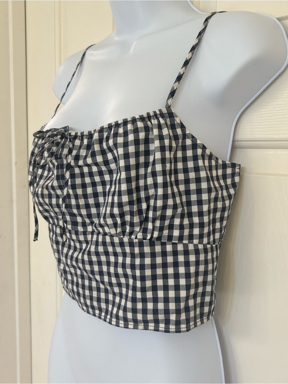 Abercrombie & Fitch Black and White Gingham Tie-Front Cotton Crop Top Medium